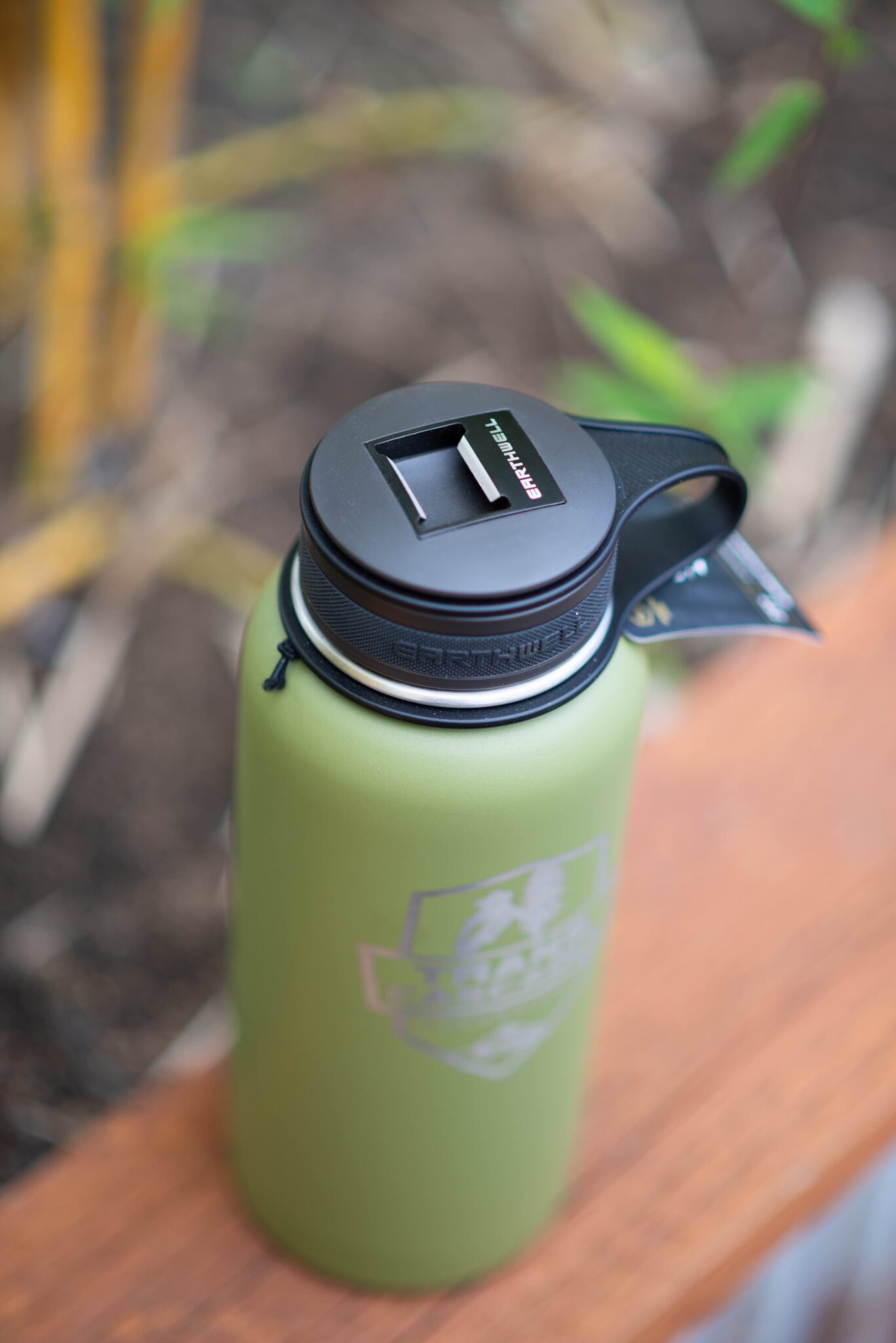 32oz Earthwell® Kewler™ Wide Mouth Vacuum Insulated Bottle